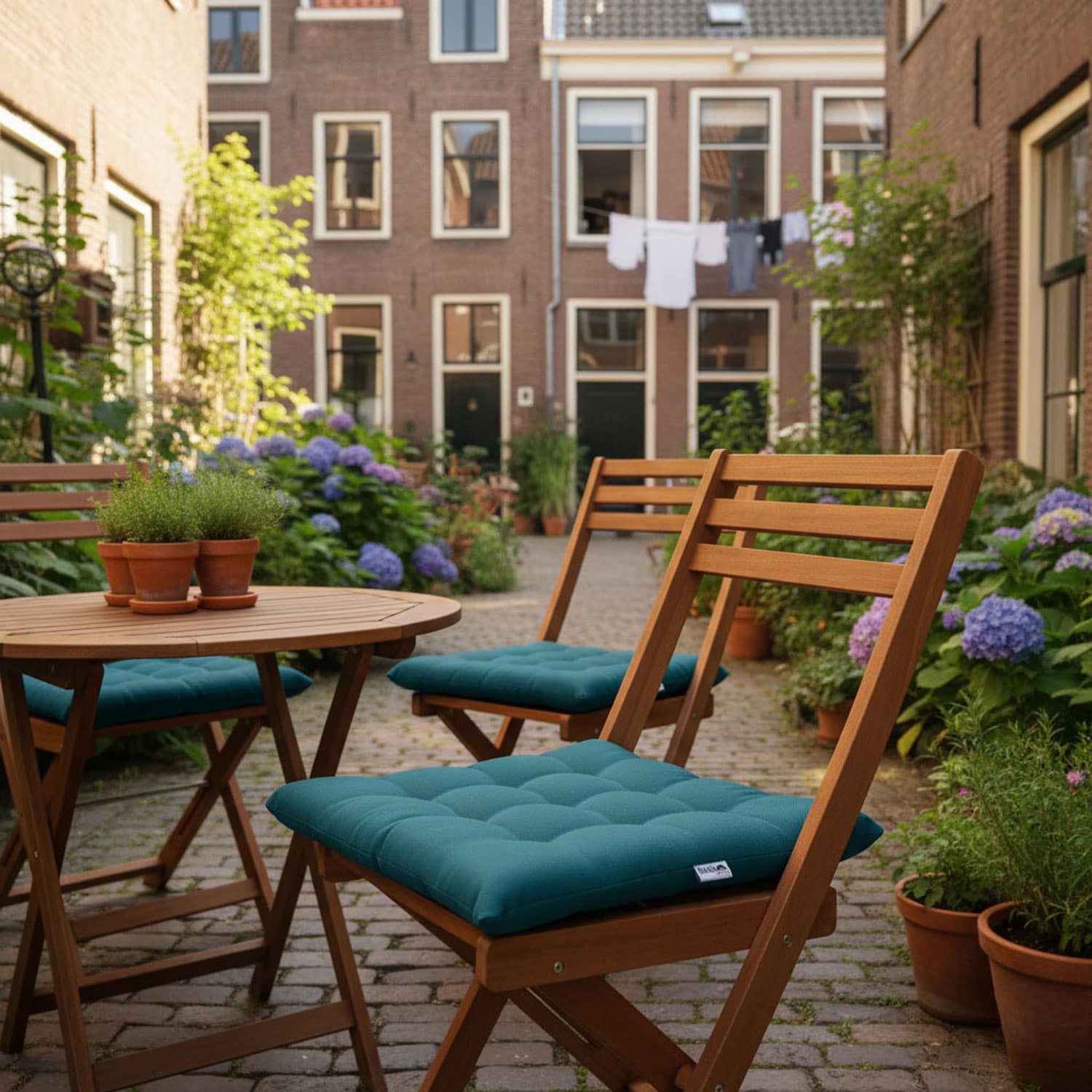 Houten klapstoel met kussen 40x40cm - Ribera petrol (waterafstotend)