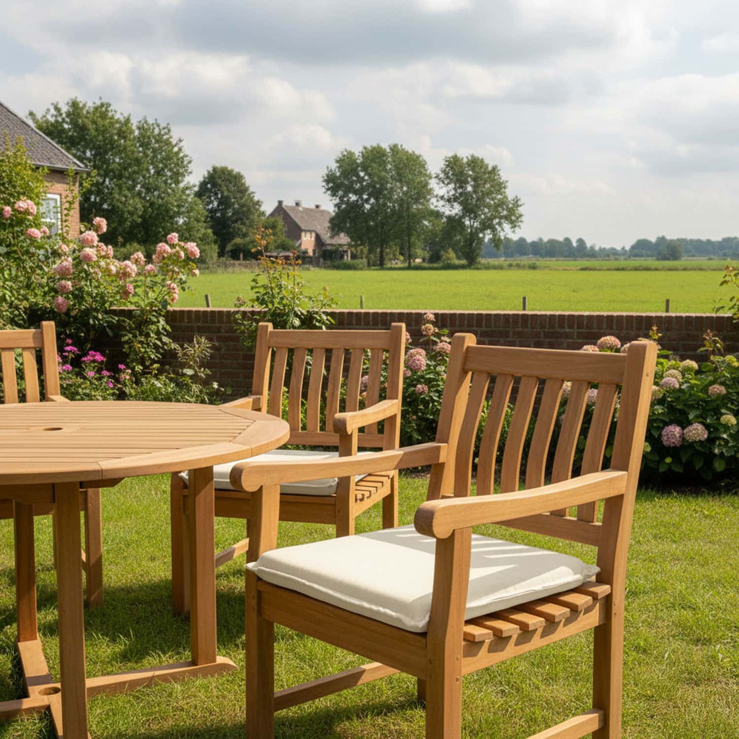 Hockerkussen 50x50cm in houten hocker tuinstoel- Pedro sand (waterafstotend)